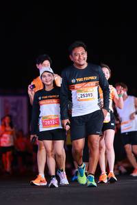 BIB: 28724, 25393
                            <button type="button" onclick="openModal(22979458)" class="btn btn-primary btn-sm float-right btn-popup" data-toggle="modal" data-target=".modal-high-quality">
                        <i class="fas fa-shopping-cart"></i> Add to Cart
                    </button>
                                            <button type="button" onclick="isThisMe(22979458, true)" class="btn btn-success btn-sm float-right btn-popup btn-isme hidden" data-toggle="tooltip" data-placement="bottom" title="นี่คือรูปของคุณใช่ไหม คลิกที่นี่เพื่อเอาเข้าอัลบั้ม">
                        <i class="fas fa-plus"></i> Add to album
                    </button>
                    <button type="button" onclick="isThisMe(22979458, false)" class="btn btn-warning btn-sm float-right btn-popup btn-isnotme hidden">
                        <i class="fas fa-ban"></i> Remove from album
                    </button>